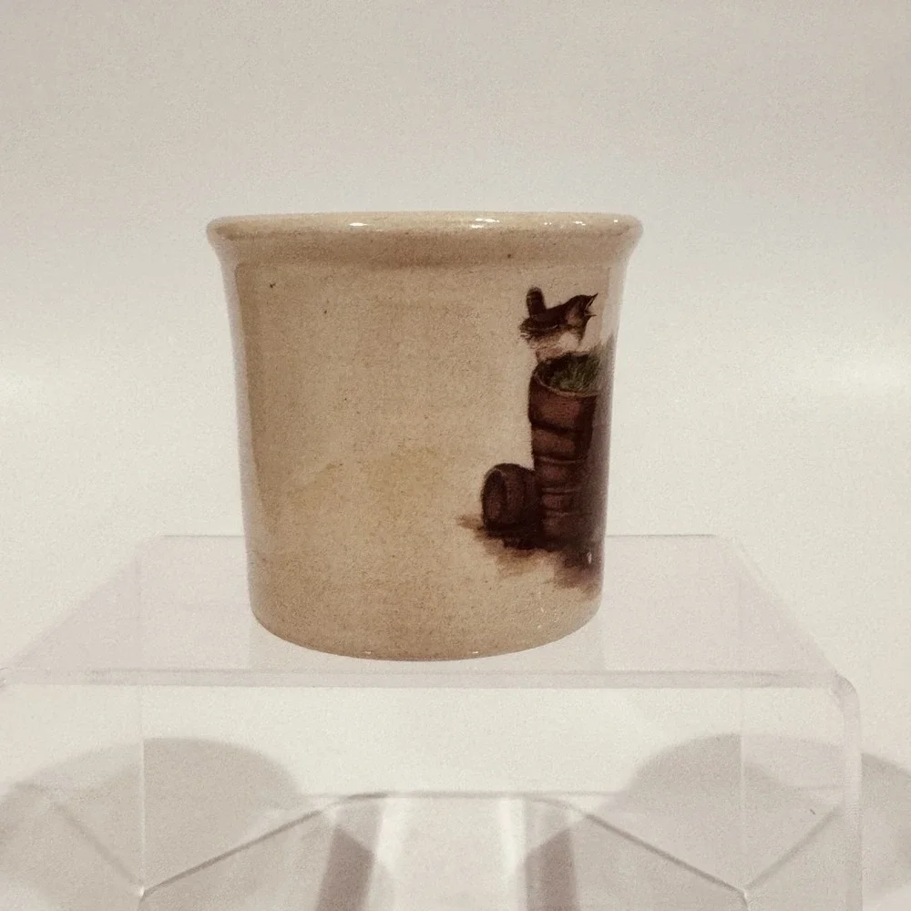 Yesteryears Pottery Small 2.5